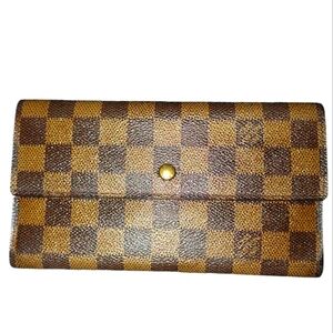 Louis Vuitton Damier Portefeuille International Wallet